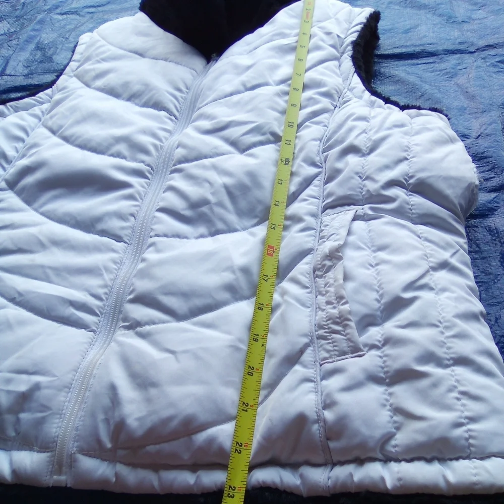 Women's White Quilted Vest